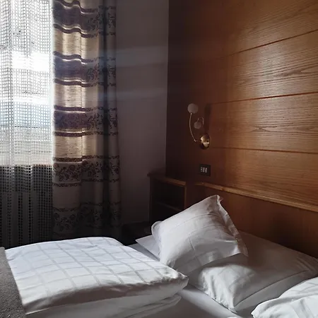 Garni Le Hotel